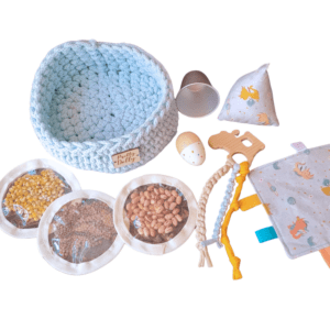 cesto de tesoros montessori